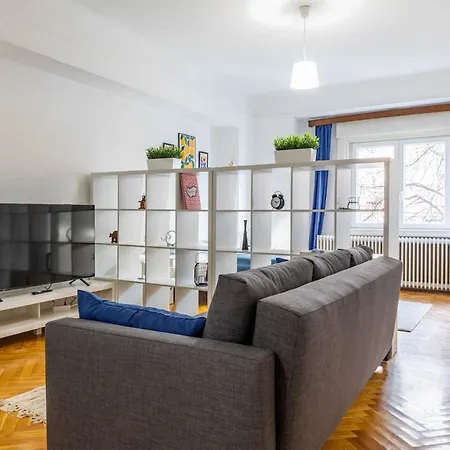 Parliament Peak Retreat Apartment Budapest